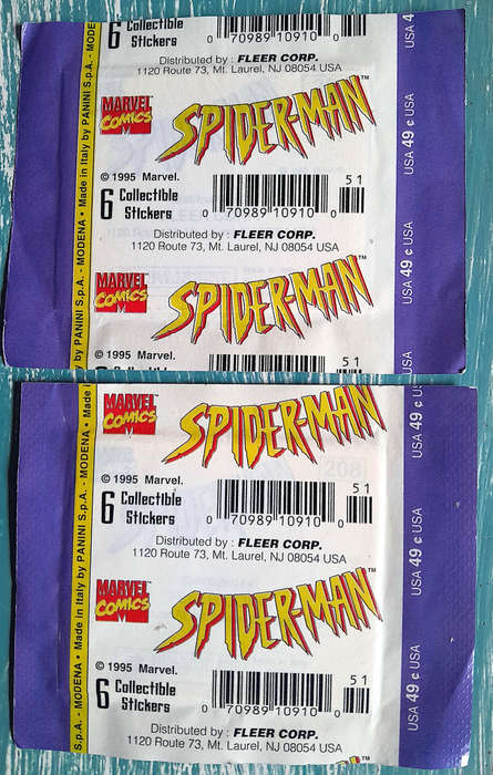 Album PLUS 50 X Sealed PACKS of Panini 1995 Spider-Man Animated Series Stickers