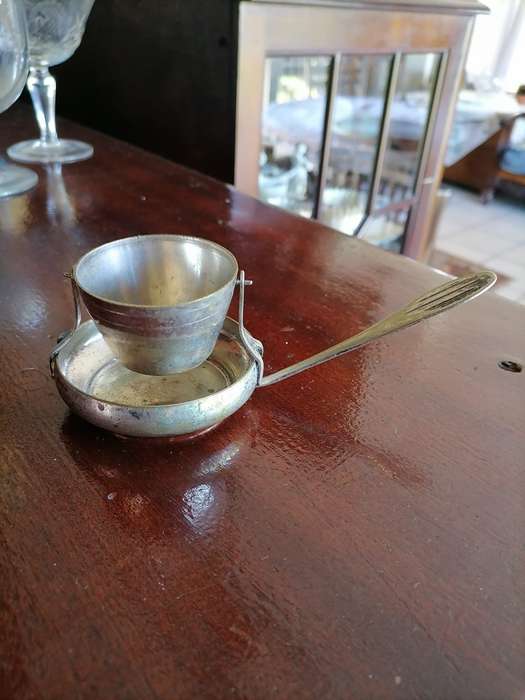 VINTAGE TEA STRAINER