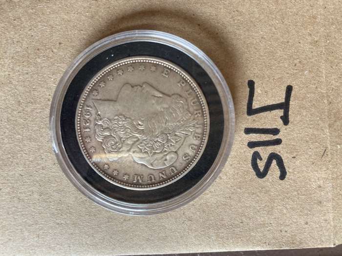 1921 USA 90% Silver Morgan dollar- Great coin