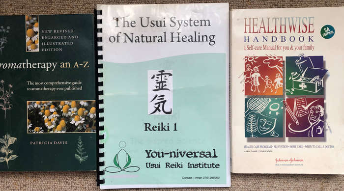 Aromatherapy an A-Z by Patricia Davis Healthwise Handbook The Usui System of Natural Healing