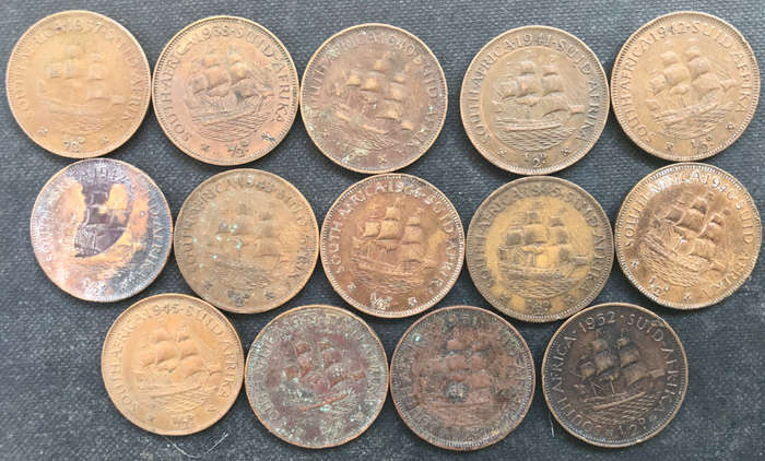 HALF PENNY 1937, 1938, 1940-1946, 1949, 1951 1952 UNION OF SOUTH AFRICA COLLECTION OF 14