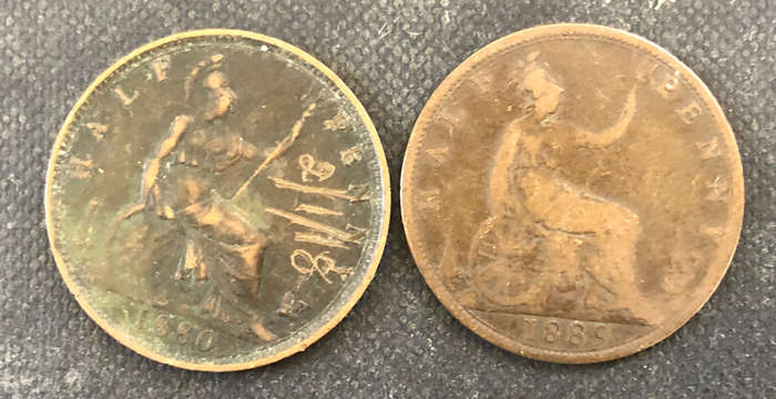 HALF PENNY 1880 AND 1889 BRITISH QUEEN VICTORIA