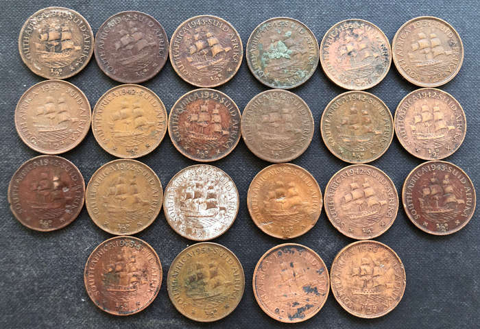 HALF PENNY 1940, 1942, 1943, 1945, 1950, 1951 and 1952 COLLECTION OF 22 UNION OF SOUTH AFRICA