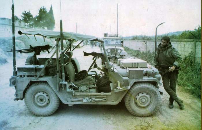Jeep Goes to War  --  William Fowler