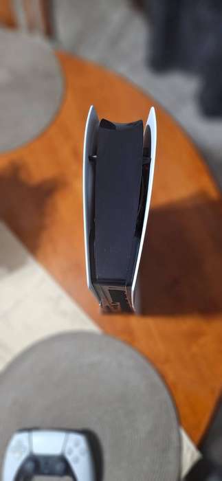Sony PlayStation 5 (PS5) Slim 1TB