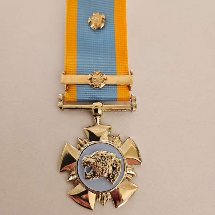 Gold Leopard Decoration for Bravery