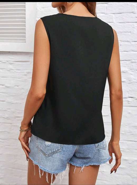 Black Top: Med
