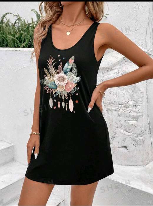 Stunning  Dress:  Small