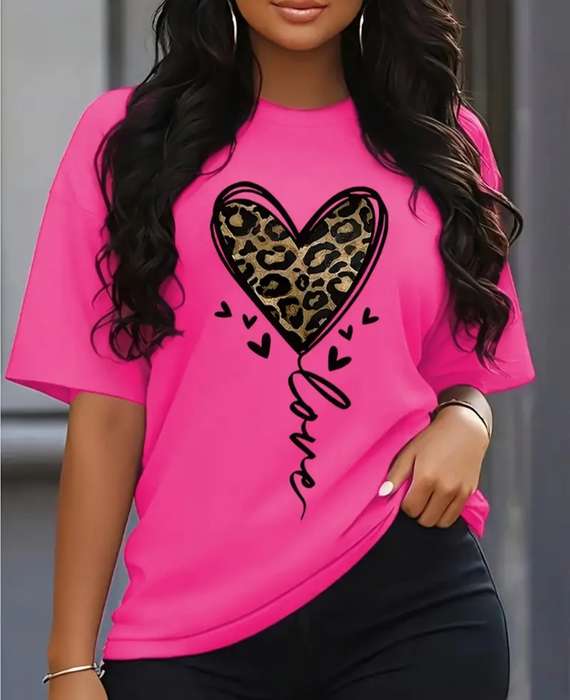 Stunning  Top: 4XL