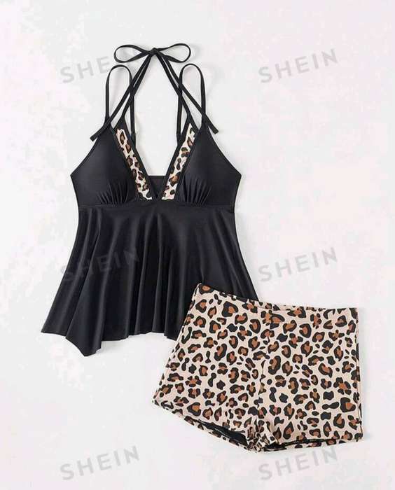 Black swimwear set: XL