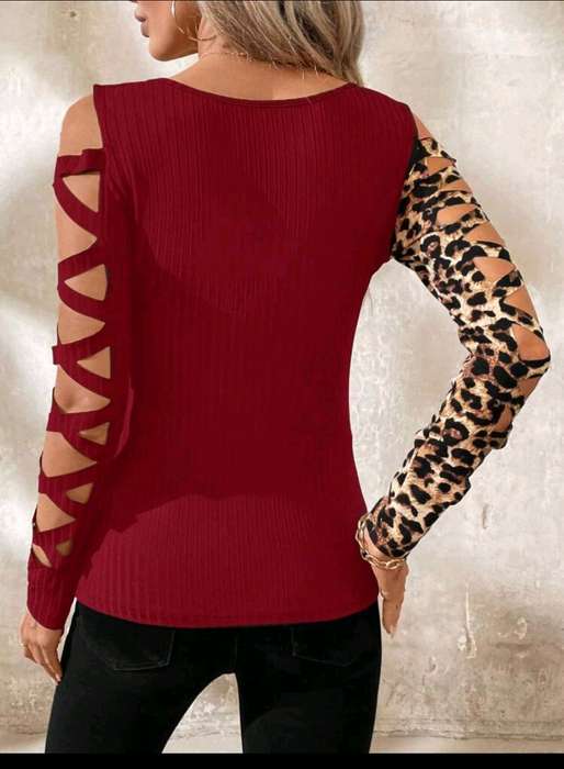 Stunning  Top:  Large