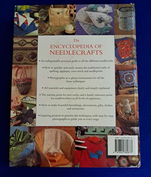 The Encyclopedia of Needlecrafts - Lucinda Ganderton & Dorothy Wood