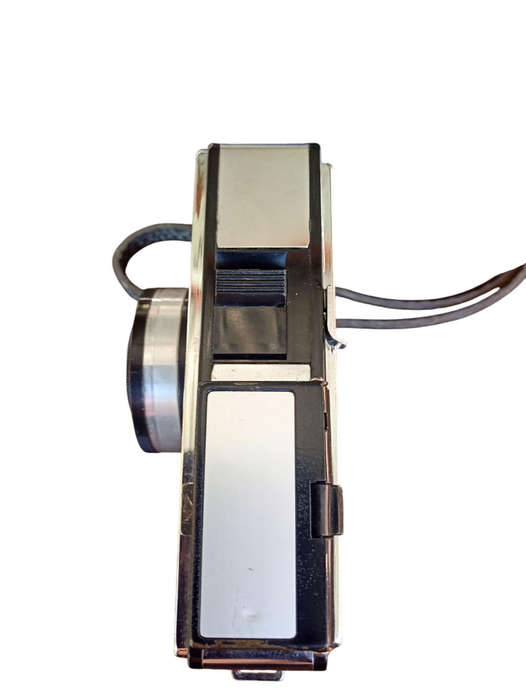 Vintage Zeiss Ikon Ikomatic F Camera with leather carry case