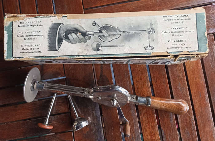 Antique "The Veedee Medical Vibrator" in original box by Veedee Co 1908 London England-L 38.5 cm