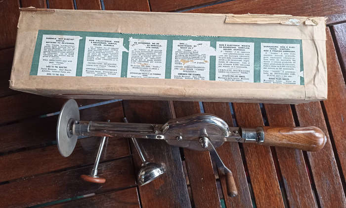 Antique "The Veedee Medical Vibrator" in original box by Veedee Co 1908 London England-L 38.5 cm