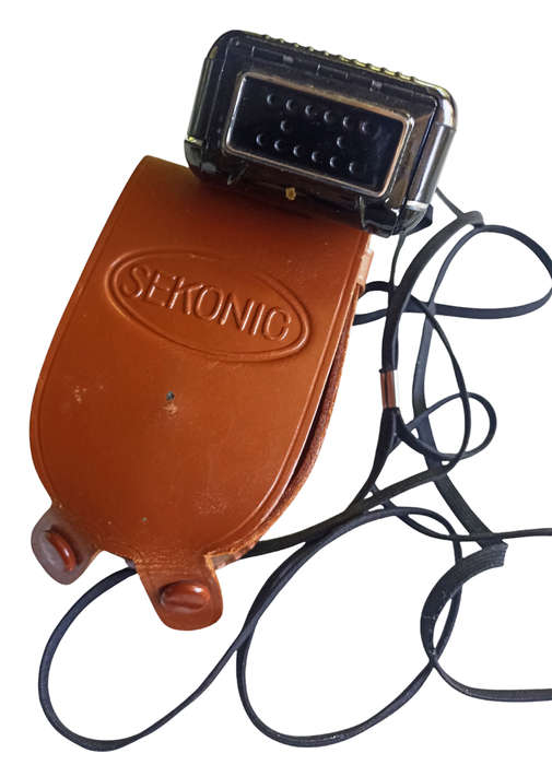 Vintage Sekonic L-II Universal Exposure Meter with leather pouch and carry strap-Workng