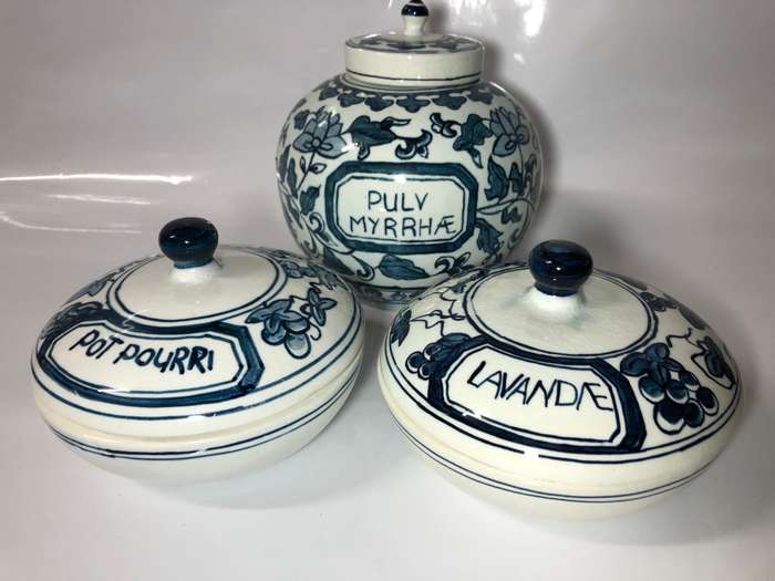 3 BLUE AND WHITE PORCELAIN JARS - PLEASE SEE ALL PHOTOS