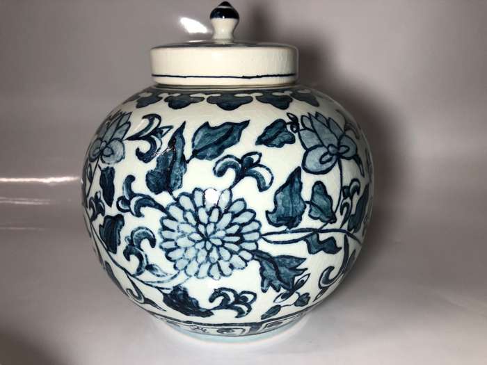 3 BLUE AND WHITE PORCELAIN JARS - PLEASE SEE ALL PHOTOS