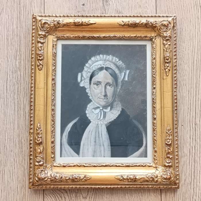 Antique pastel painting by unknown Artist in beautiful frame