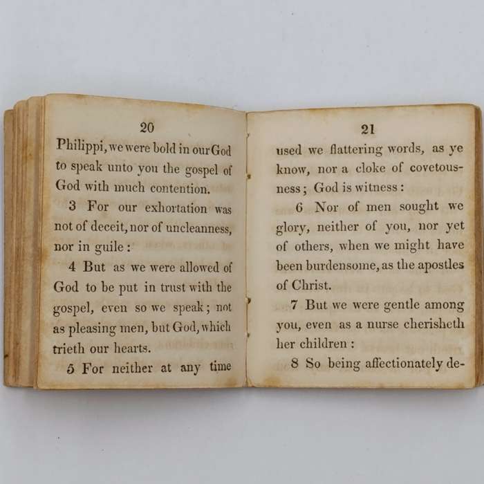 Lot of 4 miniature Bible books
