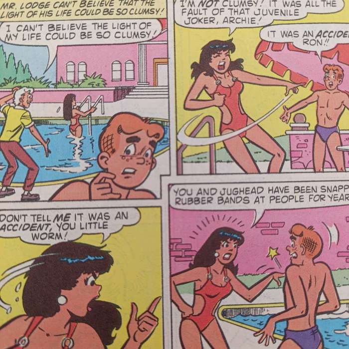 Lot of 5 Vintage Betty's Diary comics - Archie - series