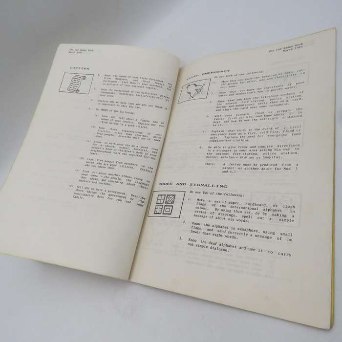 Boy Scouts of South Africa - The cub badge book