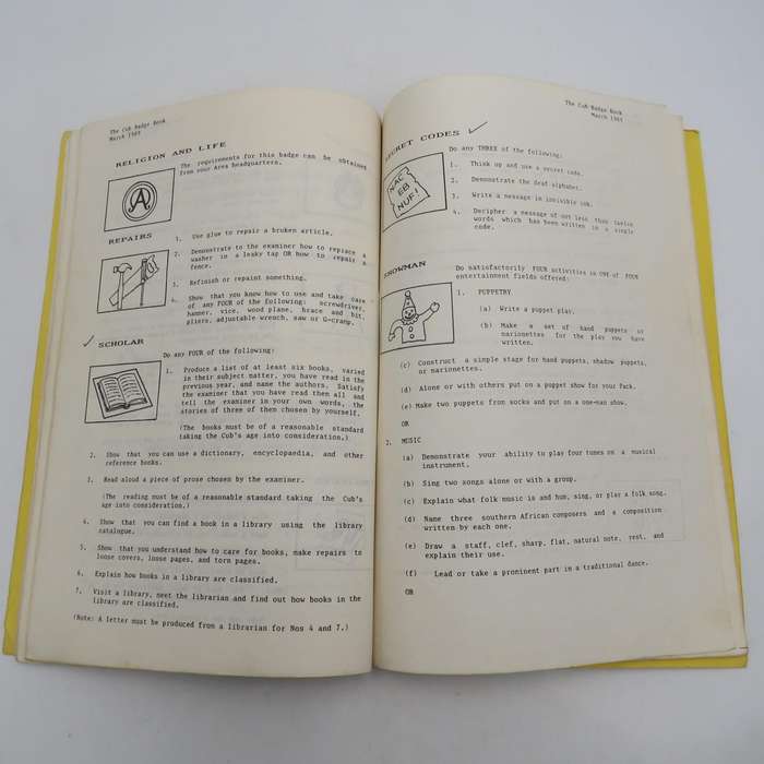 Boy Scouts of South Africa - The cub badge book