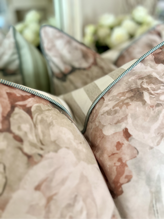 2x Scatter Cushion Covers. 60x60cm