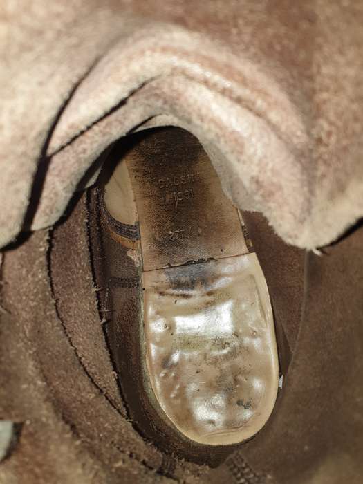 original WELL used/worn SADF era dated 1991 full leather combat boots with "drill" soles size 10 UK