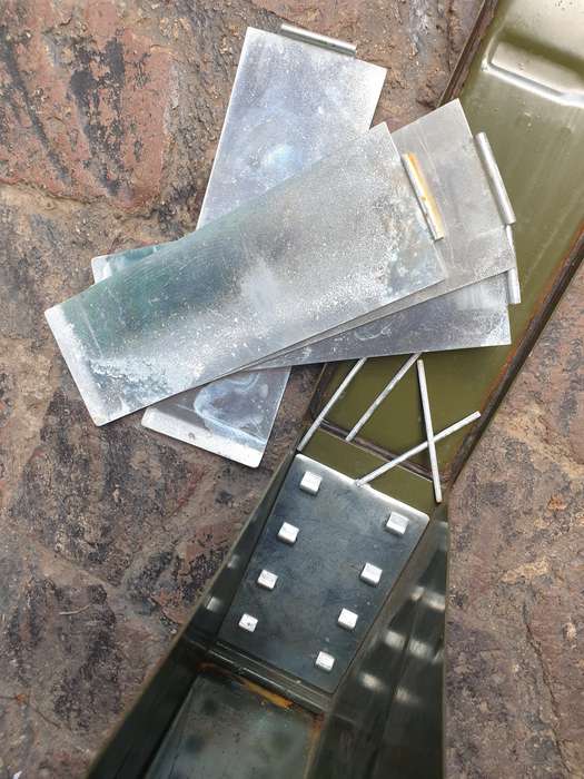 original SADF era SWA/Angola bushwar period olive green metal BMG/LMG ammo "ready" 200rds carry box