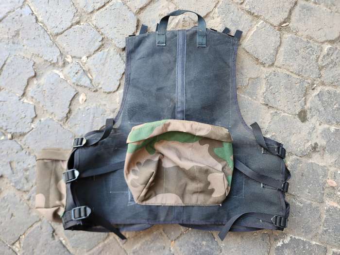 custom sewn (SA SF recce type used) patt 90 "cabbage patch" camo assault vest fits medium - X-Large
