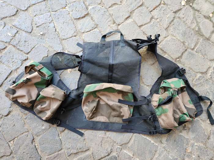 custom sewn (SA SF recce type used) patt 90 "cabbage patch" camo assault vest fits medium - X-Large