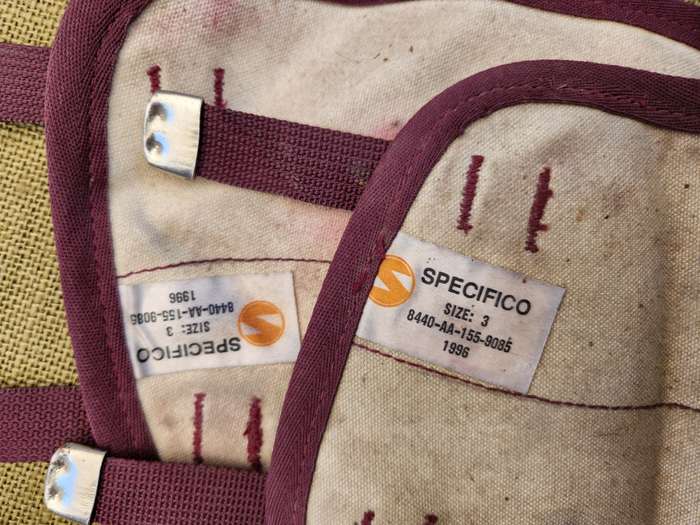 hard to find 100% original SADF era pair of SAMS medic parade ceremonial dress "puttees" (leggings)