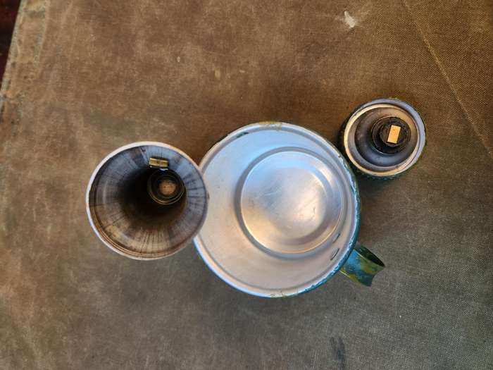 2 piece job-lot of Rhod Bushwar era used 70s pvt purchase allu mug & flash-light torch both hand cam