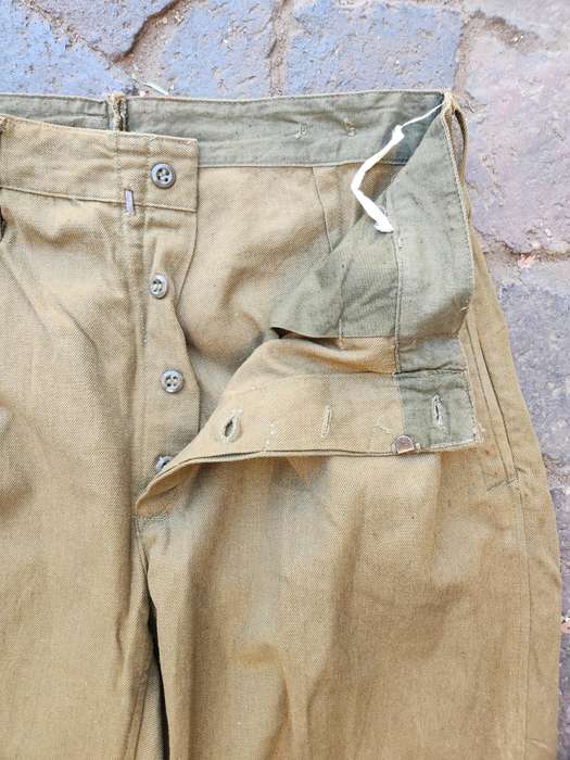 Rhod bushwar era captured Freedom Fighter used (USSR supplied export) set of khaki shirt & trousers