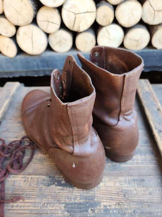 pr good clean used condition 60s era leather sole SADF issue boots size 10UK original Dri-Foot soles