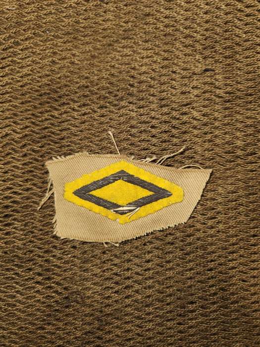 100% original Brit turn-of-the-century bullion sleeve badge (Light Infantry) for training excellence