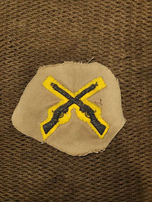 100% original British turn-of-the-century bullion sleeve badge (Light Inf?) for best Company shot