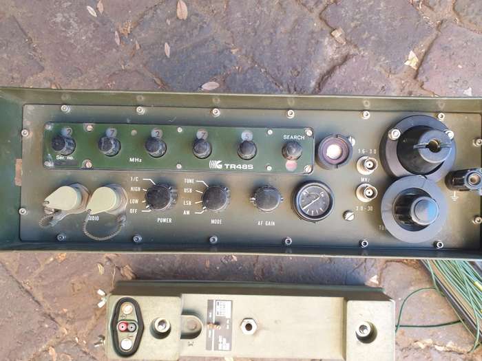 original SADF/Rhod era's used bushwar period TR-48 HF radio with handset, batt box & antennae as per