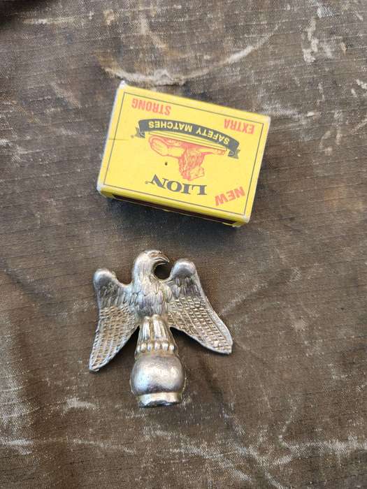 unknown origin (eagle) ornate metal flag-pole/mace device as used in military and cadets bands etc.