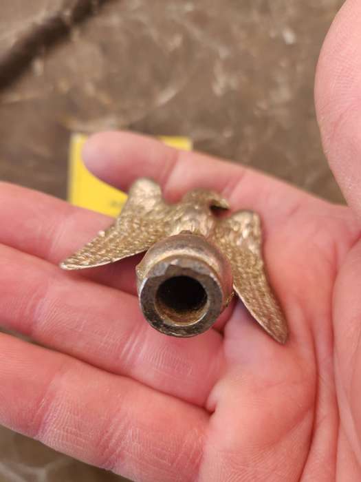 unknown origin (eagle) ornate metal flag-pole/mace device as used in military and cadets bands etc.