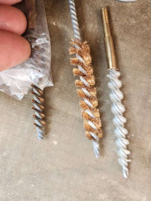 new & unused 3 piece job-lot (consumables) SADF era R4 (works on all 5,56mm's) cleaning kit brushes