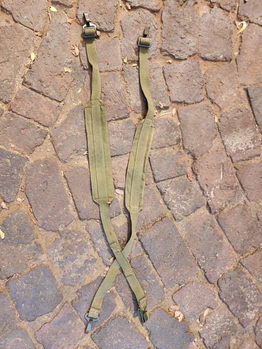 100% original less common & not often seen pair patt 61/64 SADF webbing lightweight shoulder straps