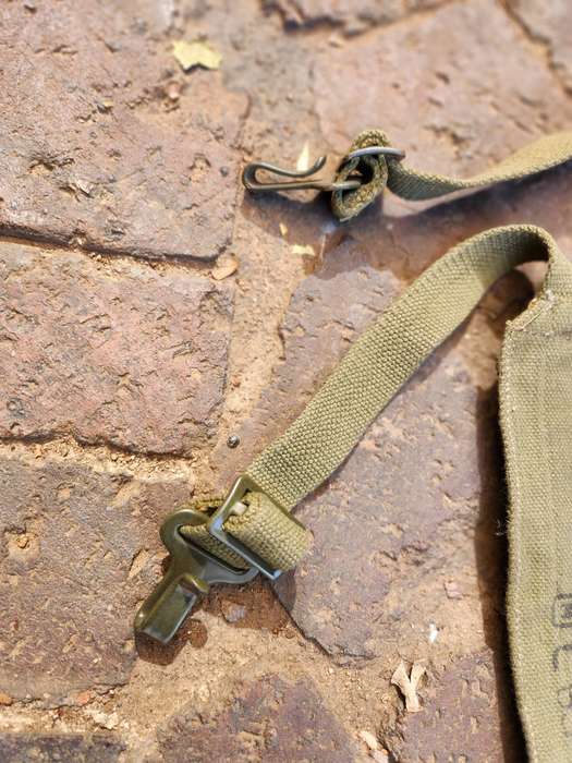 100% original less common & not often seen pair patt 61/64 SADF webbing lightweight shoulder straps