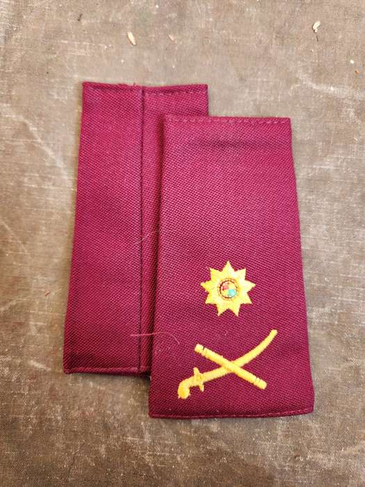 100% original less common & not often seen pair SAMS interim period (post 94) Maj General rank pair