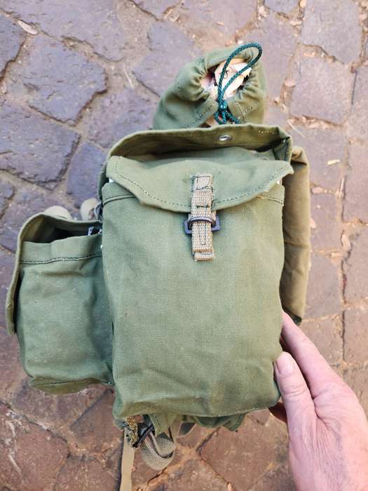 100% original (named) as new MINT unused Rhod Army olive green canvas patt 69 webbing small pack