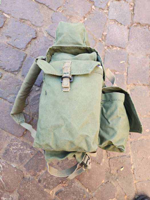 100% original (named) as new MINT unused Rhod Army olive green canvas patt 69 webbing small pack