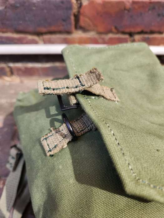 100% original (named) as new MINT unused Rhod Army olive green canvas patt 69 webbing small pack