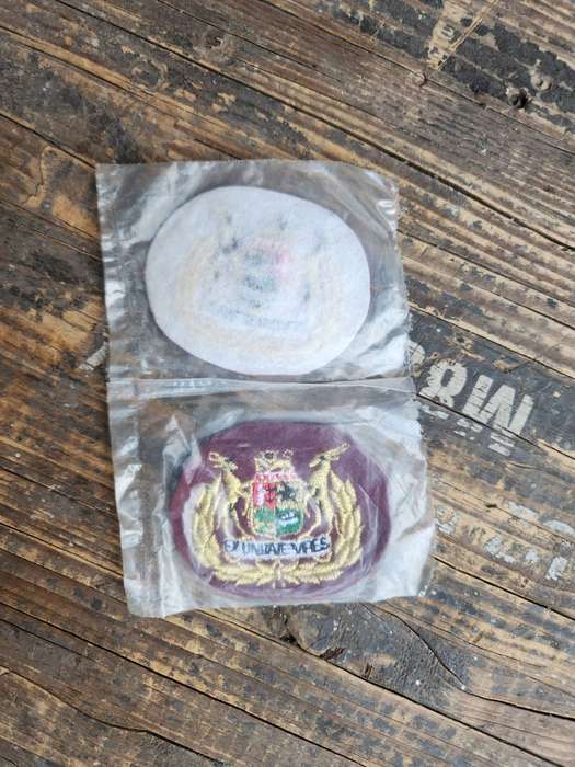 original less common & not often seen pr. SAMS WO1 SADF era lurex thread ranks in plastic & unused