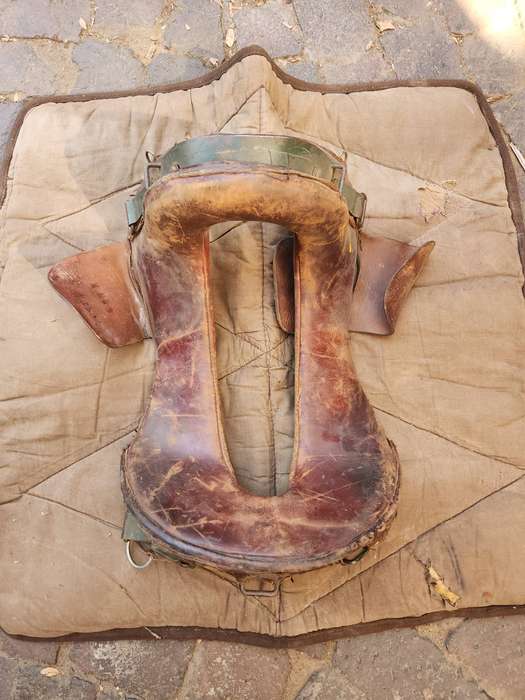 100% original SADF era SWA/Angola bushwar period used McClellan horse mounted troops sadldle & pad